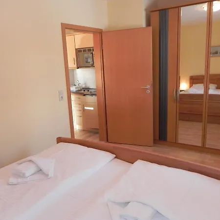 Ostseepark Waterfront_ Galeone 43 * هيرينجسدورف