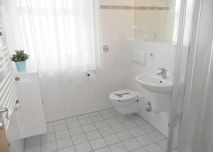 Ostseepark Waterfront_ Galeone 43 *